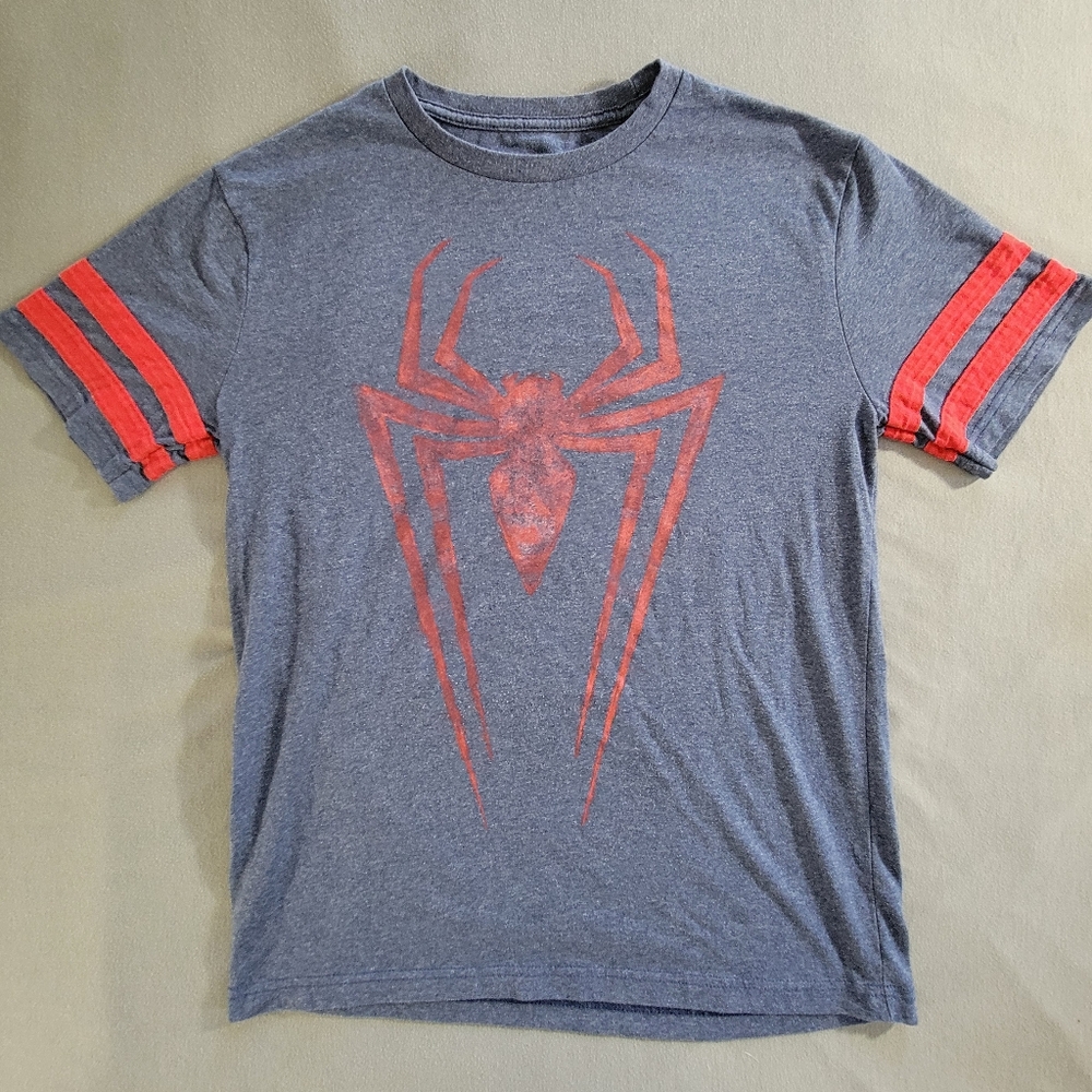 Marvel Spiderman Gray and Red Short Sleeve Tee - SM